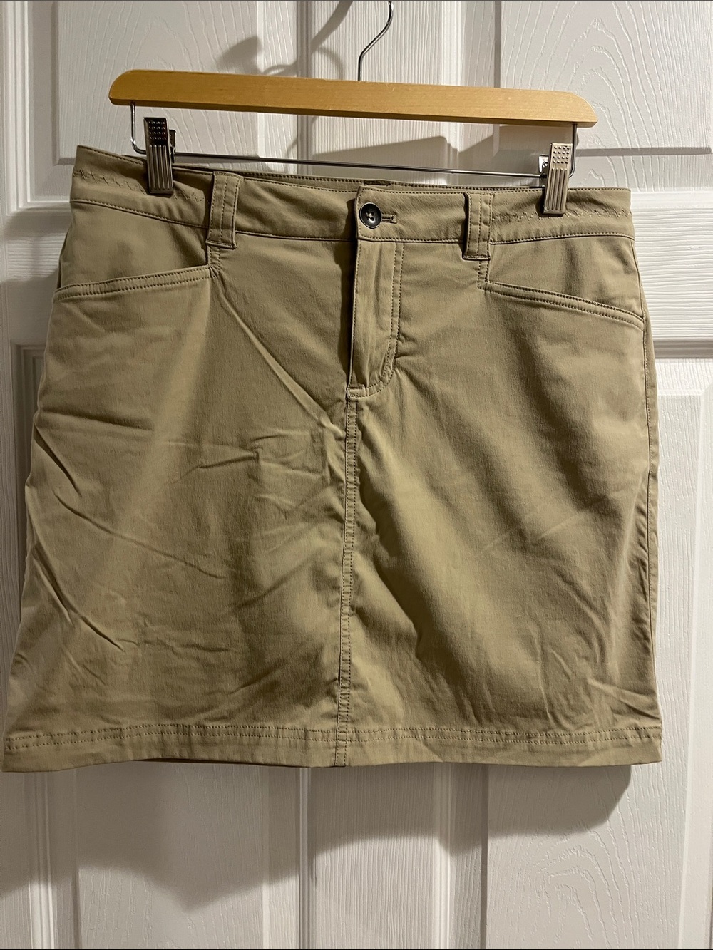 EDDIE BAUER hiking skort, tan